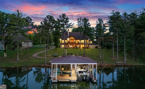 House in Blairsville, Georgia, United States 1