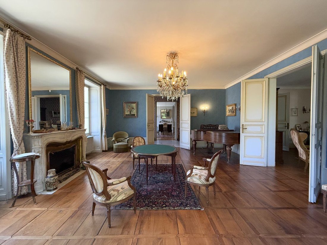 Villa in Nontron, Nouvelle-Aquitaine, France 4 - 18150483