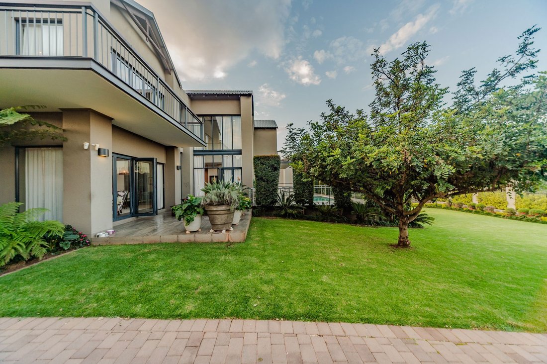 House in Waterkloof Heights, Gauteng, South Africa 3 - 17940492