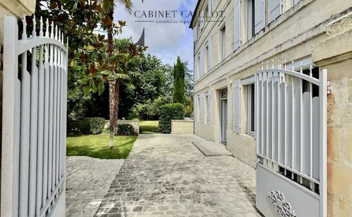 Haus in Geoffroy Martel, Saintes, Frankreich 1