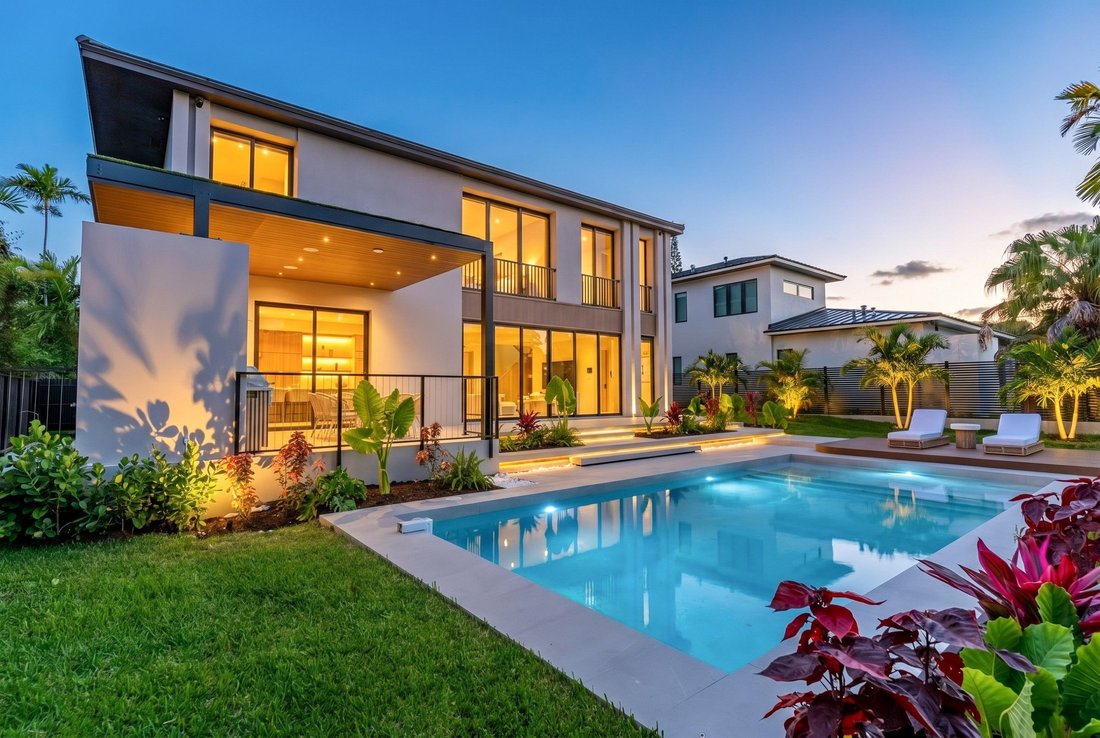 House in Miami, Florida, United States 3 - 18147342