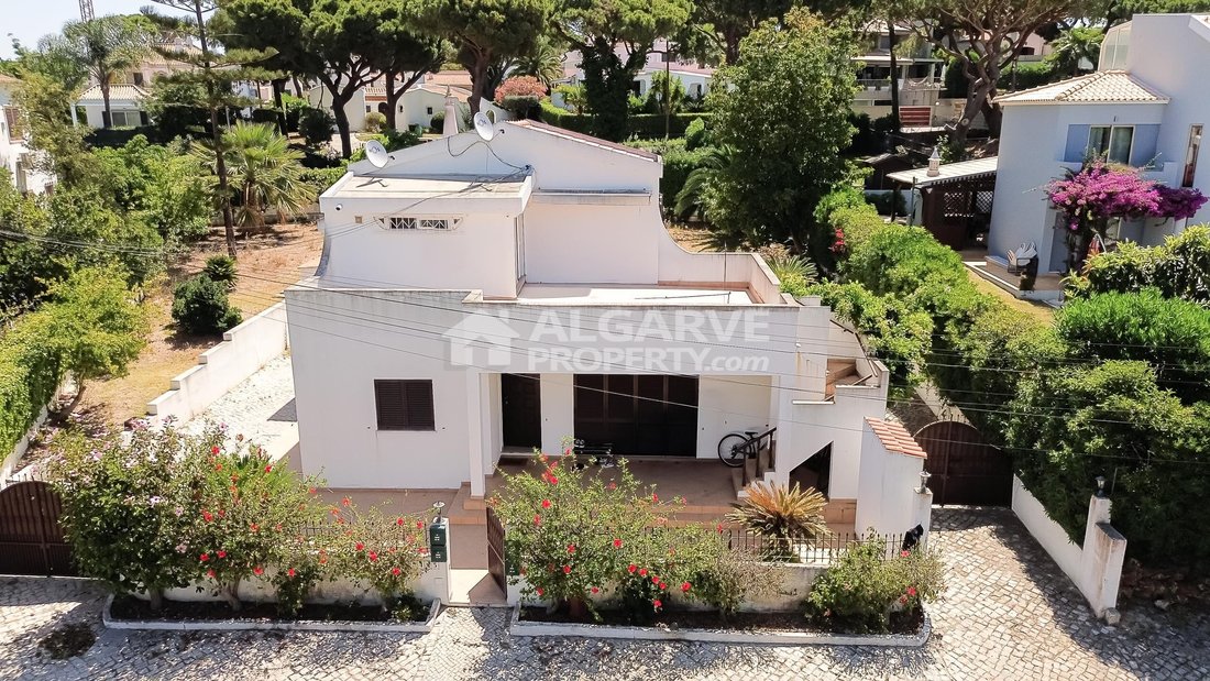 Villa in Vilamoura, Quarteira, Algarve 3 - 18147120