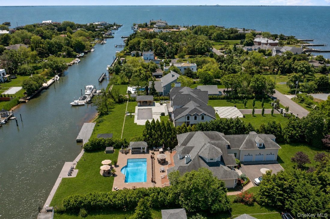 House in Islip, New York, United States 3 - 18148084