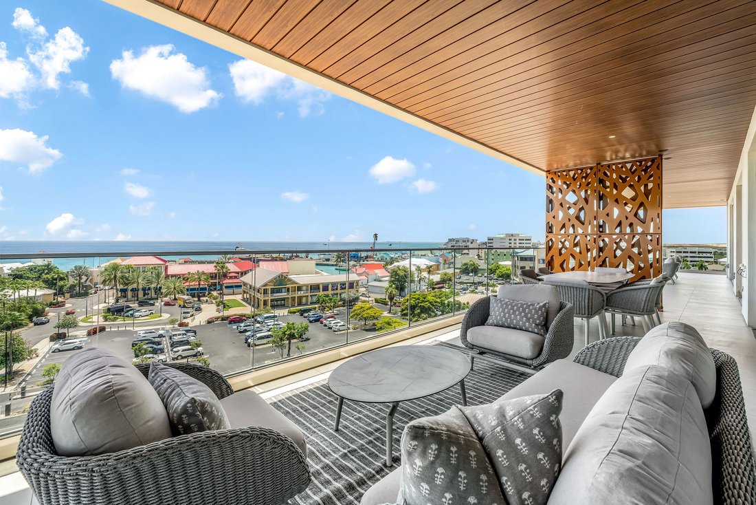 Condo in George Town, George Town, Cayman Islands 1 - 17715346