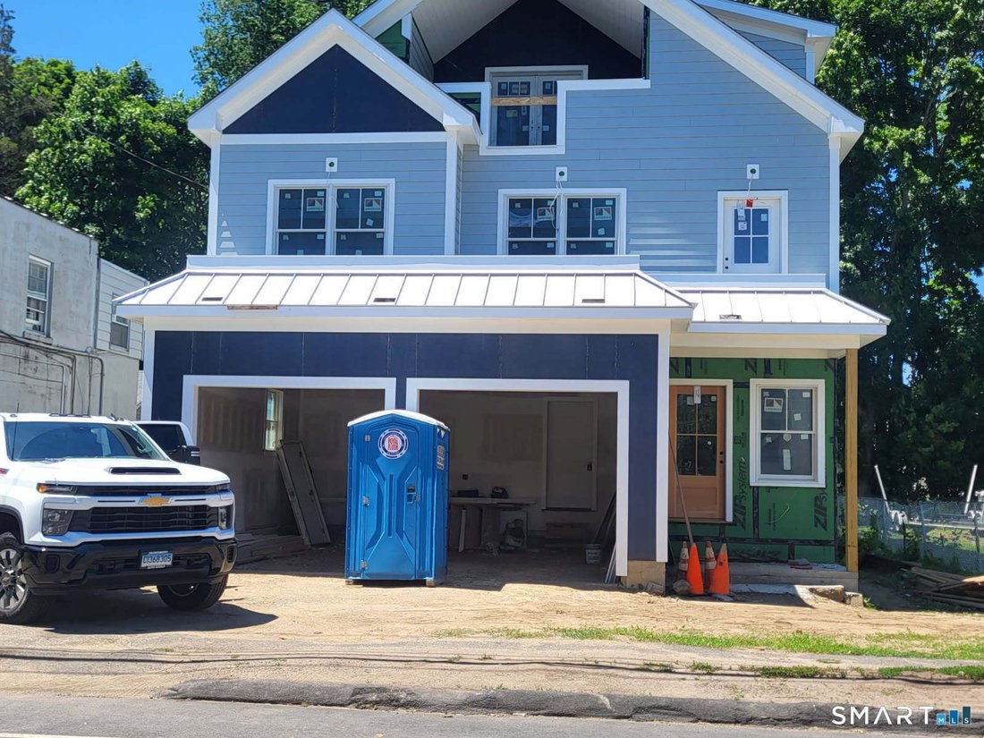 House in Milford, Connecticut, United States 1 - 18147615