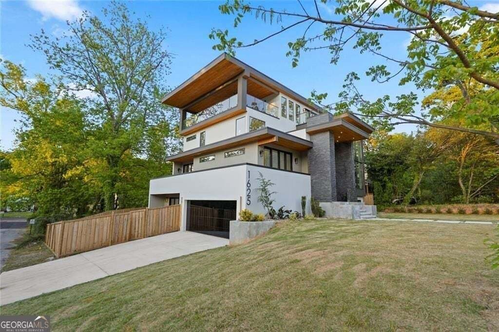 Atlanta, Georgia, United States 3 - 17743190