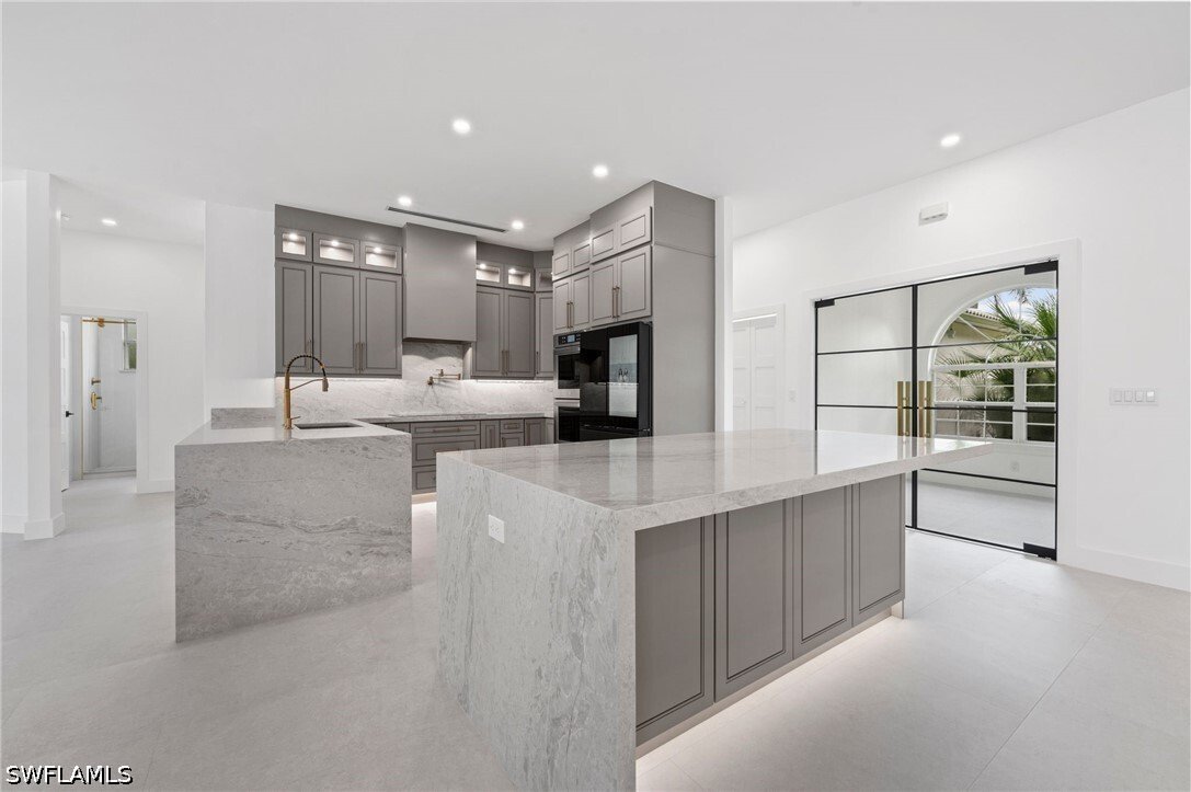 House in Naples, Florida, United States 4 - 18147912