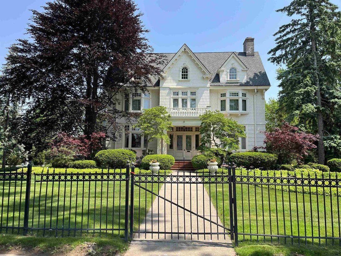 House in Neenah, Wisconsin, United States 1 - 18145202