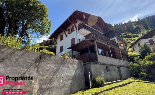 Villa in Ouest, Saint-Gervais-les-Bains, France 1