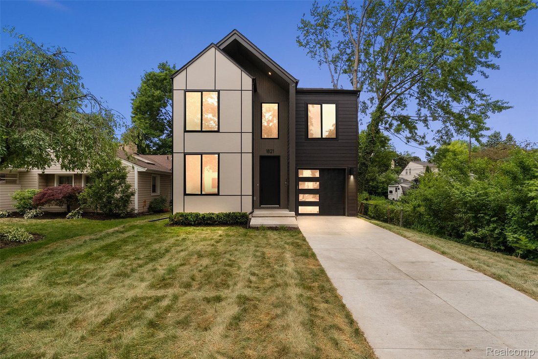House in Royal Oak, Michigan, United States 1 - 18149789