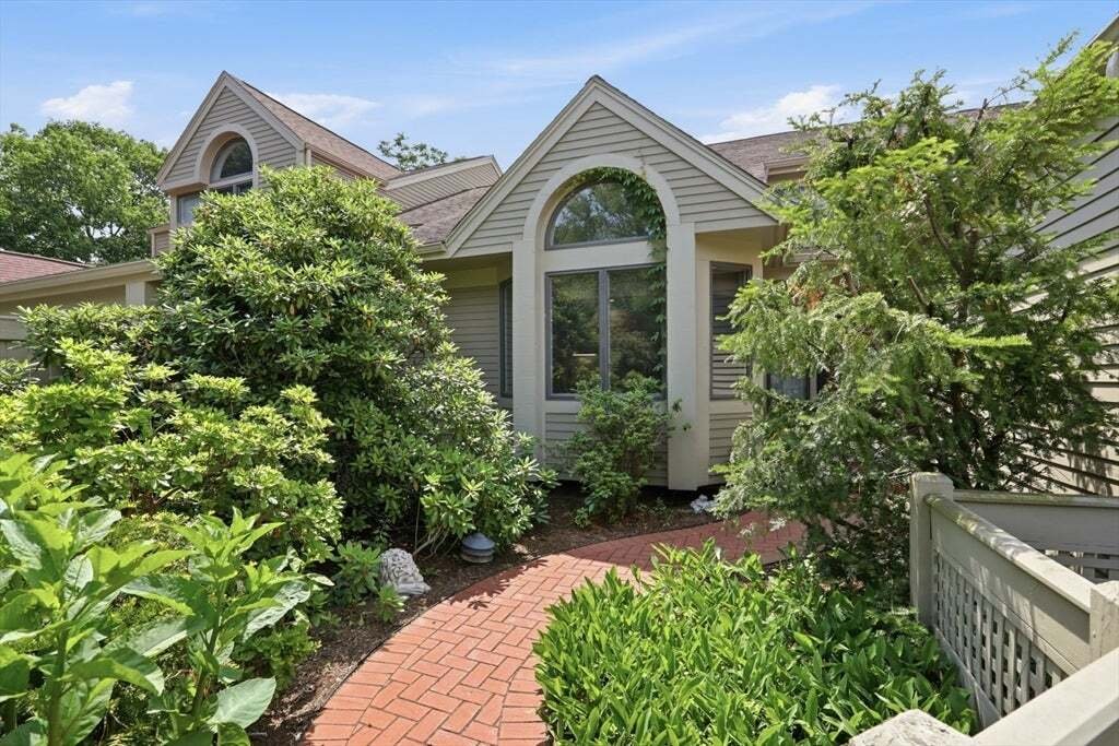 Condo in Winchester, Massachusetts, United States 2 - 18150210