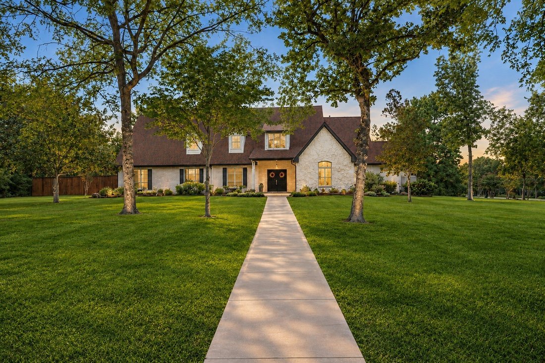 House in Montgomery, Texas, United States 1 - 18150971