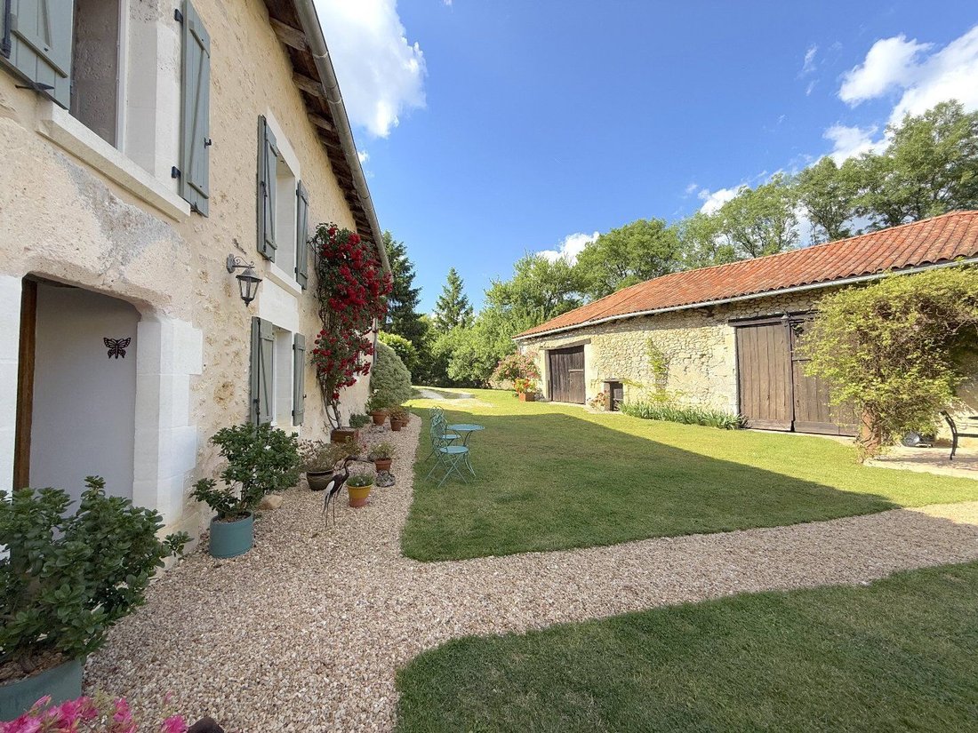 Villa in Léguillac-de-Cercles, Mareuil en Perigord, France 2 - 18150502