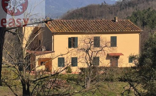 Country House in San Macario In Piano, Lucca, Tuscany 1