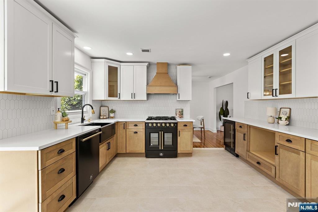 House in Emerson, New Jersey, United States 5 - 18149812