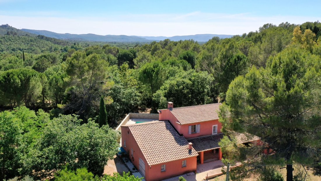 Villa in Forcalqueiret, Provence-Alpes-Côte d'Azur, France 1 - 18150531