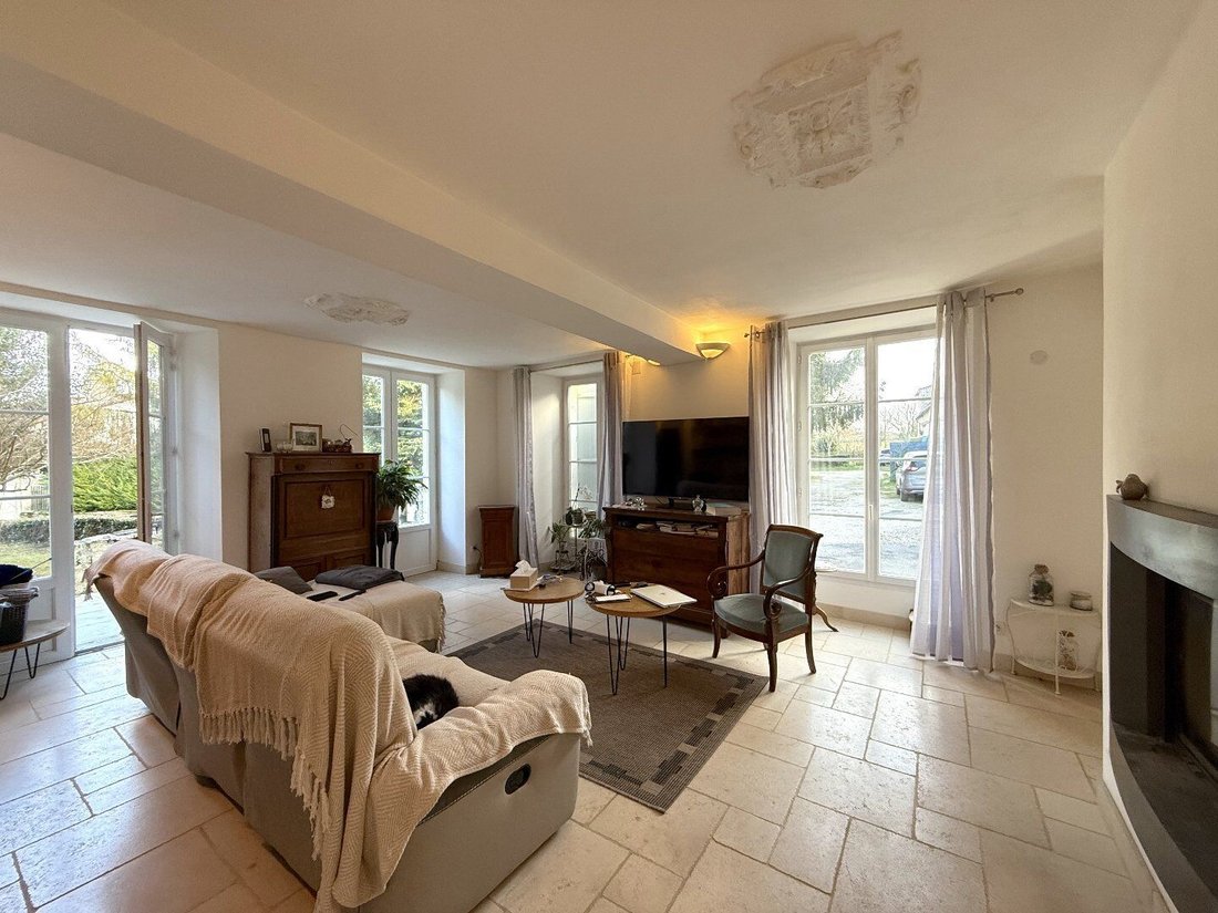 Villa in Charras, Nouvelle-Aquitaine, France 5 - 18150498