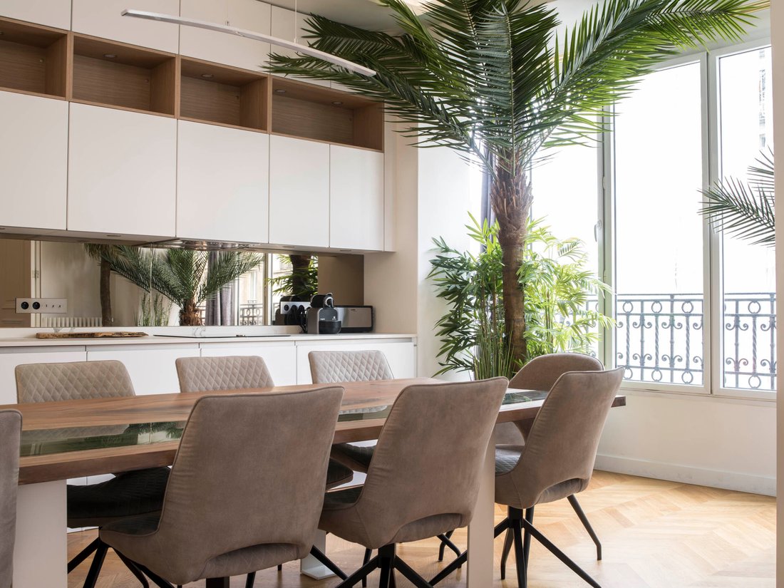Apartment in Saint Vincent de Paul-Lariboisière, Paris 10e Arrondissement, Paris 5 - 18146428