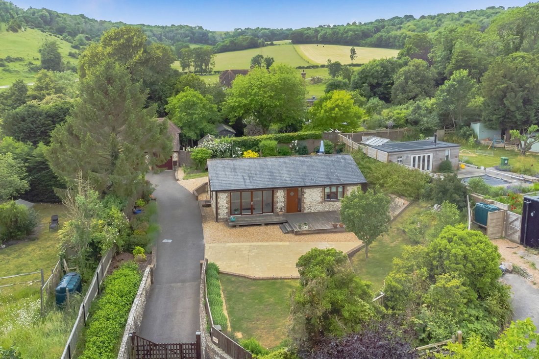 Bungalow in Hamsey, England 1 - 18146675