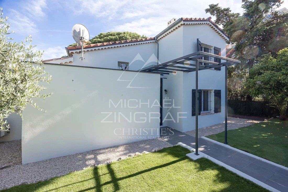 House in Cannes, Provence-Alpes-Côte d'Azur, France 3 - 18146554