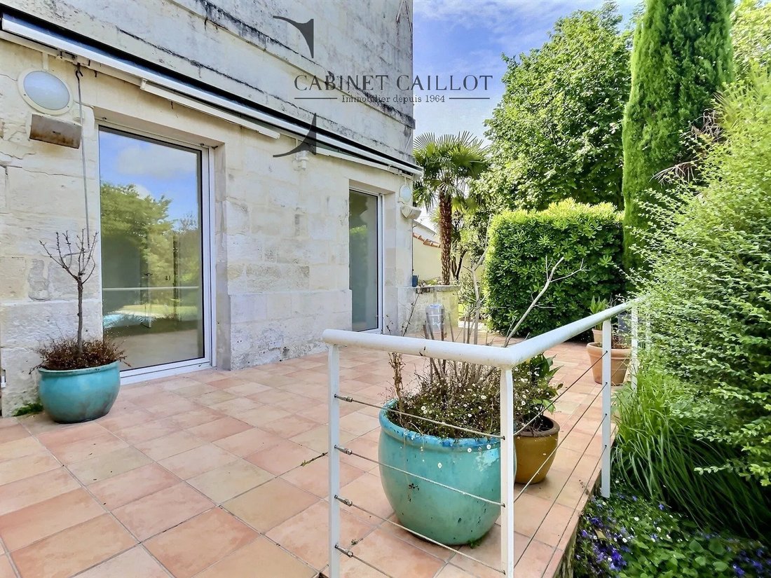 House in Geoffroy Martel, Saintes, France 5 - 18146360