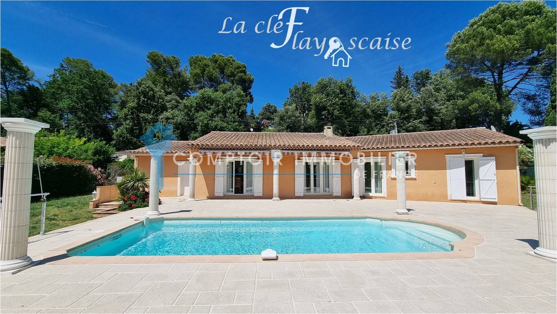 Villa in La Motte, Provence-Alpes-Côte d'Azur, France 1 - 17360235
