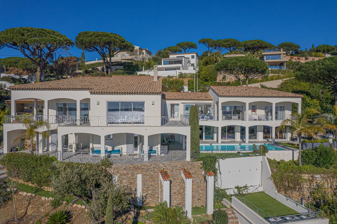 Villa in Ville-Les Saquedes-Le Bouillonnet, Sainte-Maxime, France 3 - 17046070