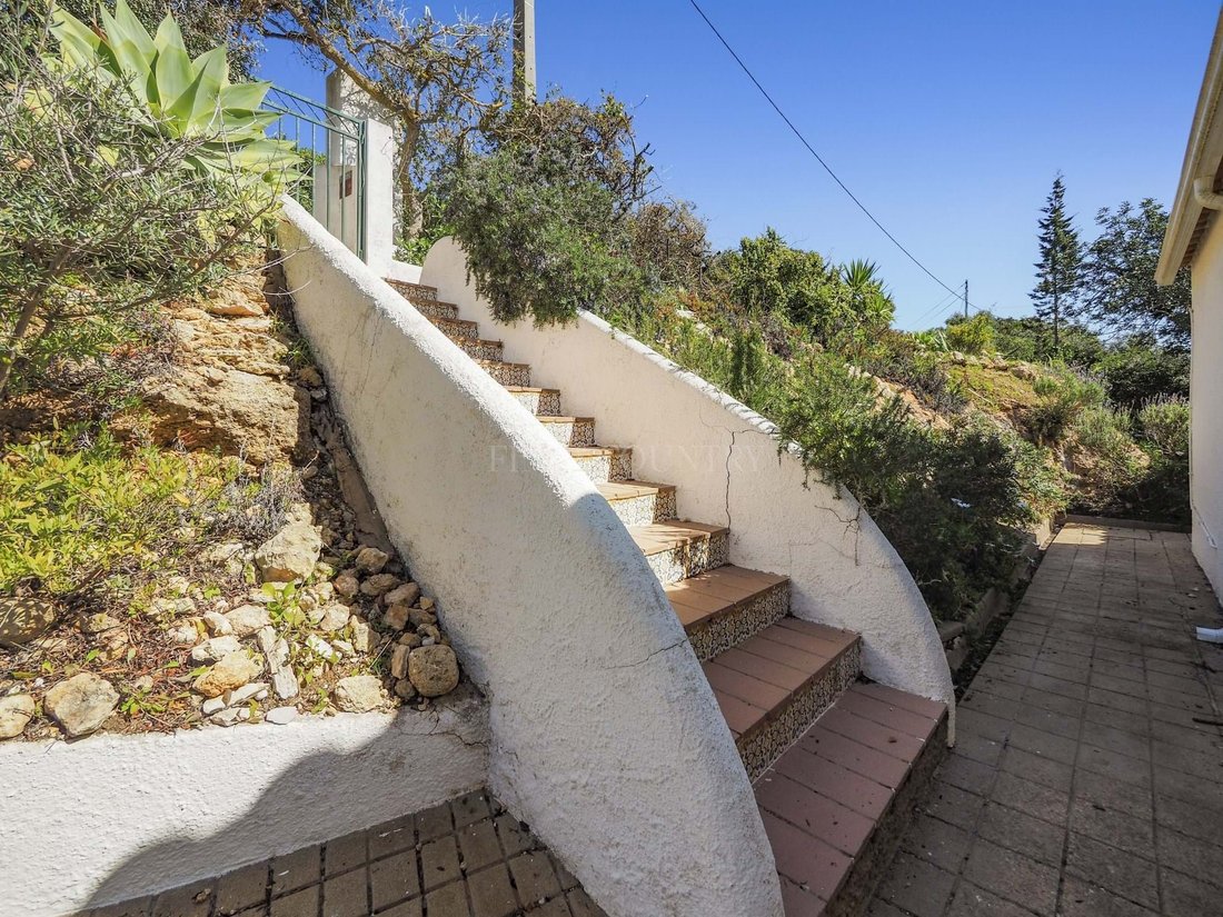 House in Carvoeiro, Algarve, Portugal 4 - 15837010