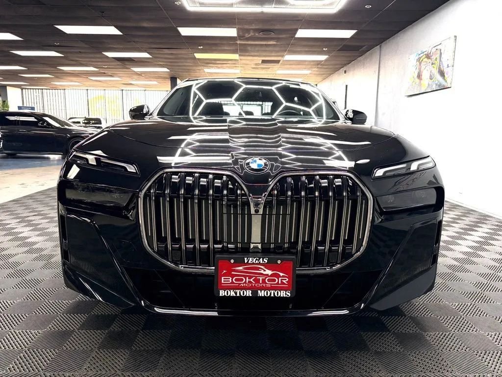 Sedan in Las Vegas, NV, United States 4 - 18146915