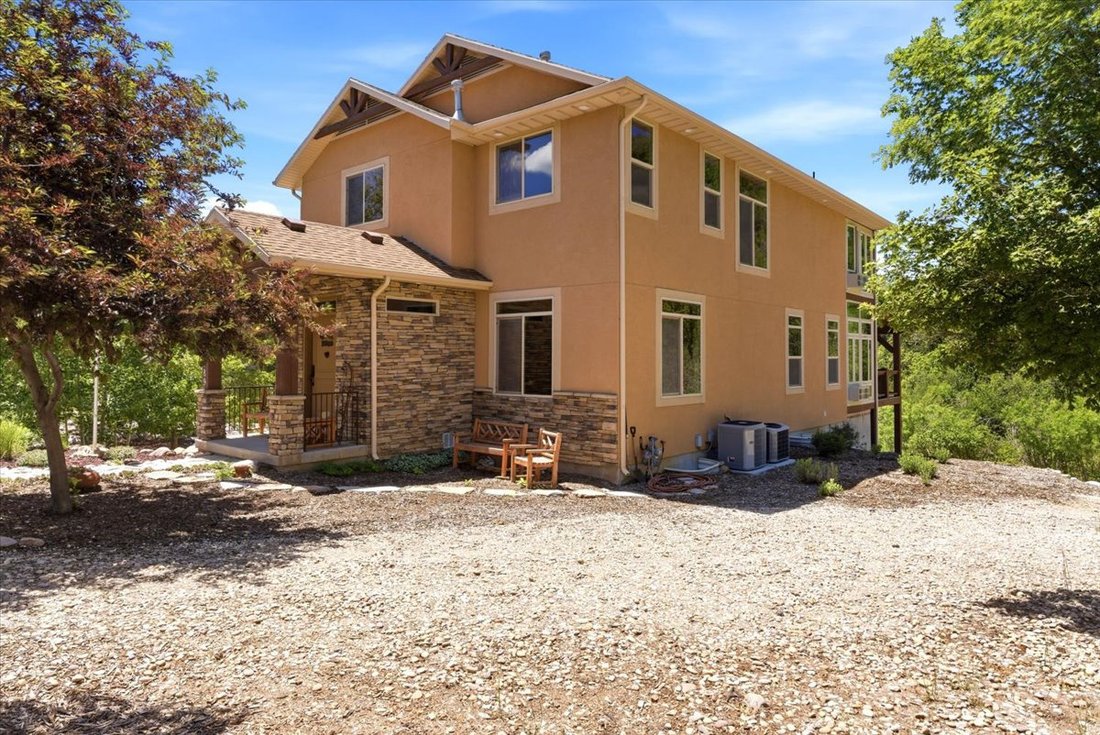 House in Eden, Utah, United States 3 - 17141875