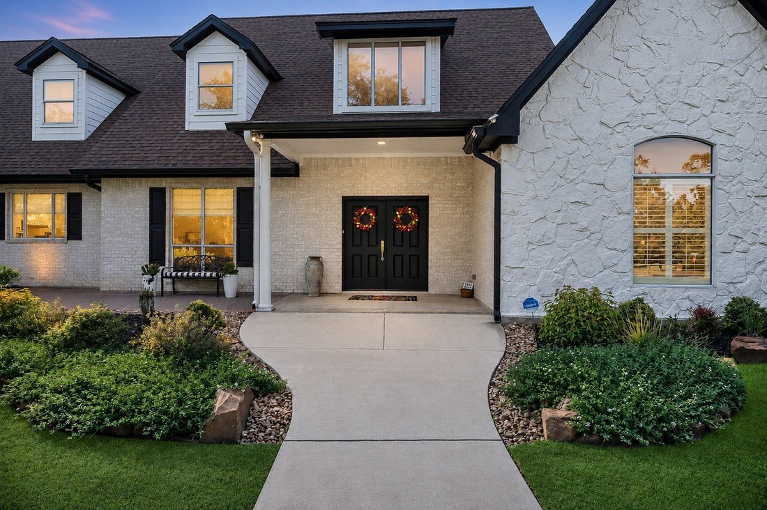 House in Montgomery, Texas, United States 2 - 18150971