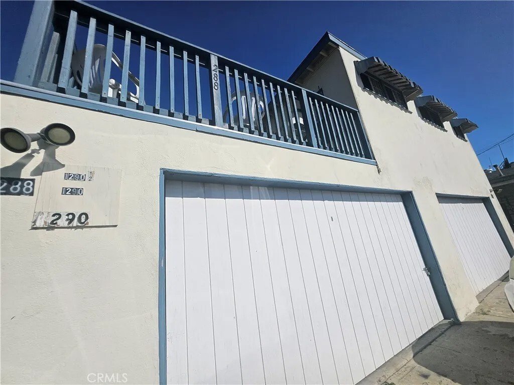 Los Angeles, California, United States 2 - 18148337
