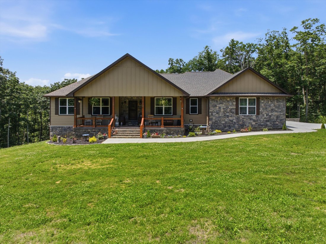 House in Graysville, Tennessee, United States 2 - 18149876