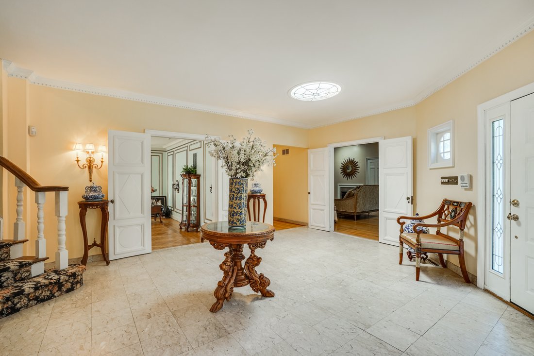 House in Saint James, New York, United States 2 - 18146131