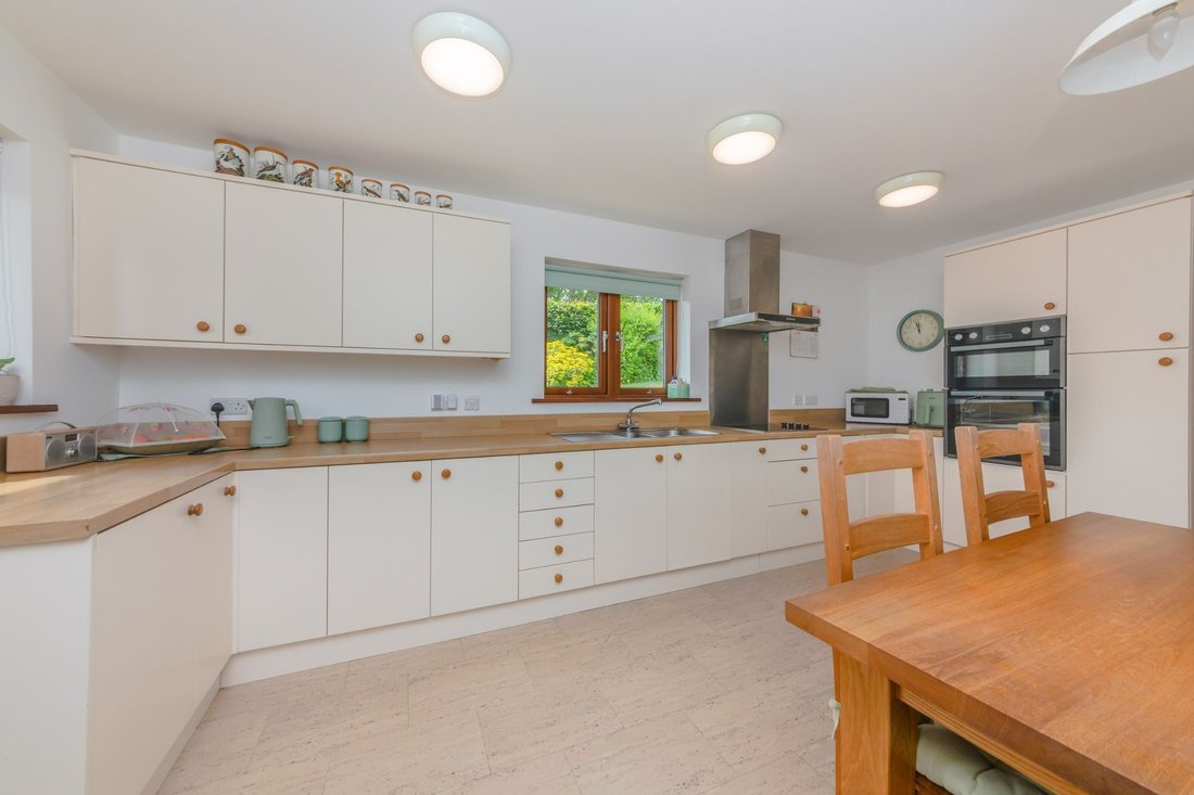 Bungalow in Hamsey, England 2 - 18146675