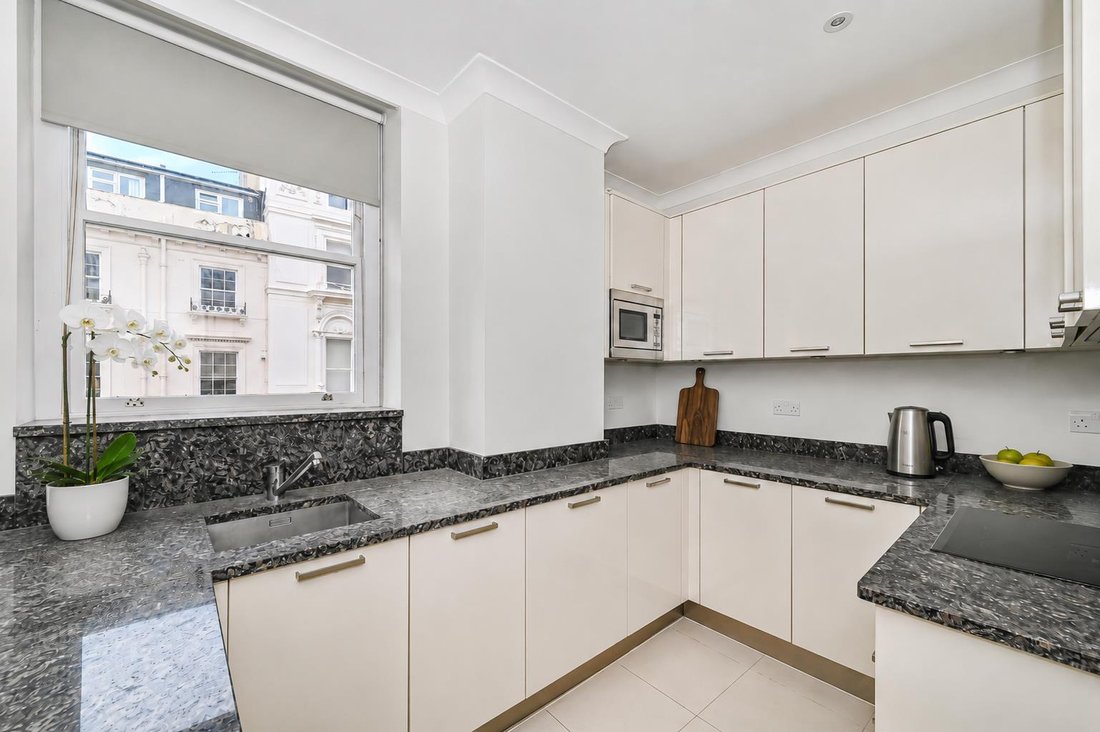 Apartment in Belgravia, Westminster, England 5 - 18145218