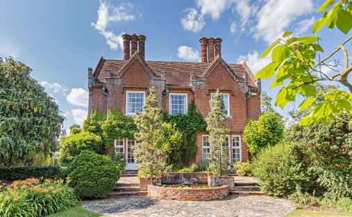 House in Wickham Skeith, England 1