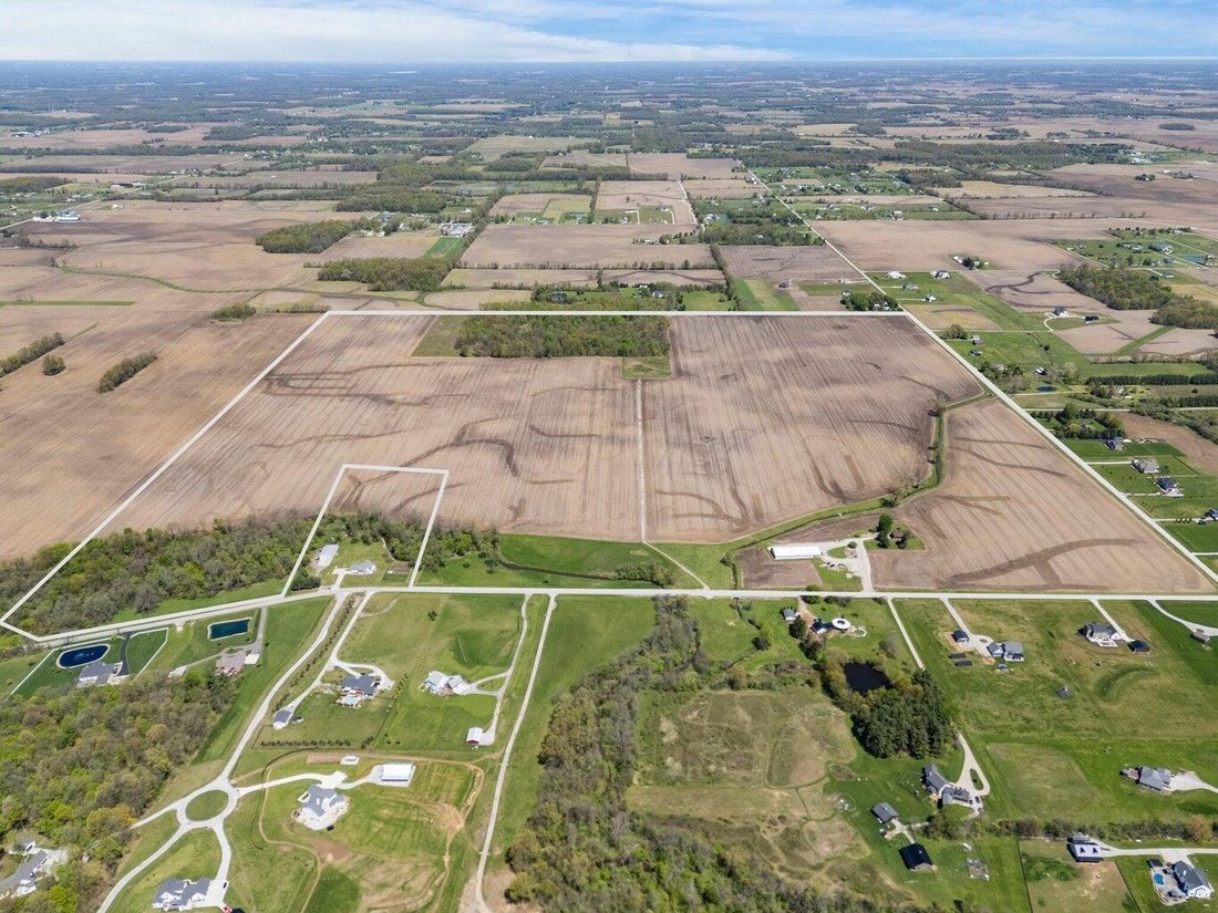 Farm Ranch in Galena, Ohio, United States 3 - 18145072