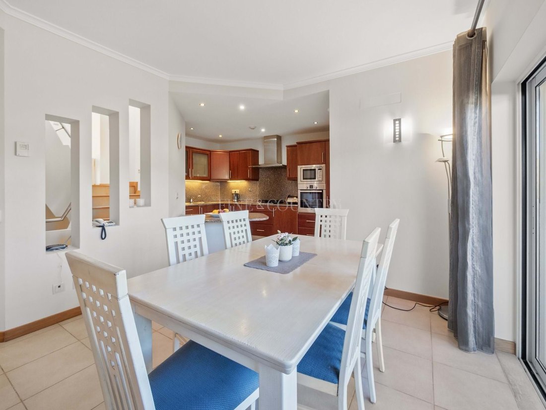 Townhouse en Estombar y Parchal, Algarve, Portugal 3 - 18147427
