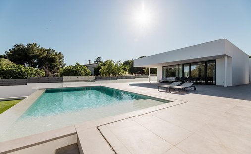Villa in Naquera / Naquera, Valencian Community, Spain 1
