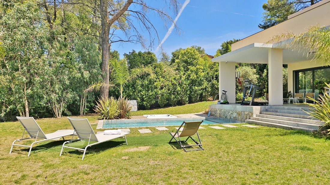 Villa in Valbonne, Provence-Alpes-Côte d'Azur, France 5 - 18080975