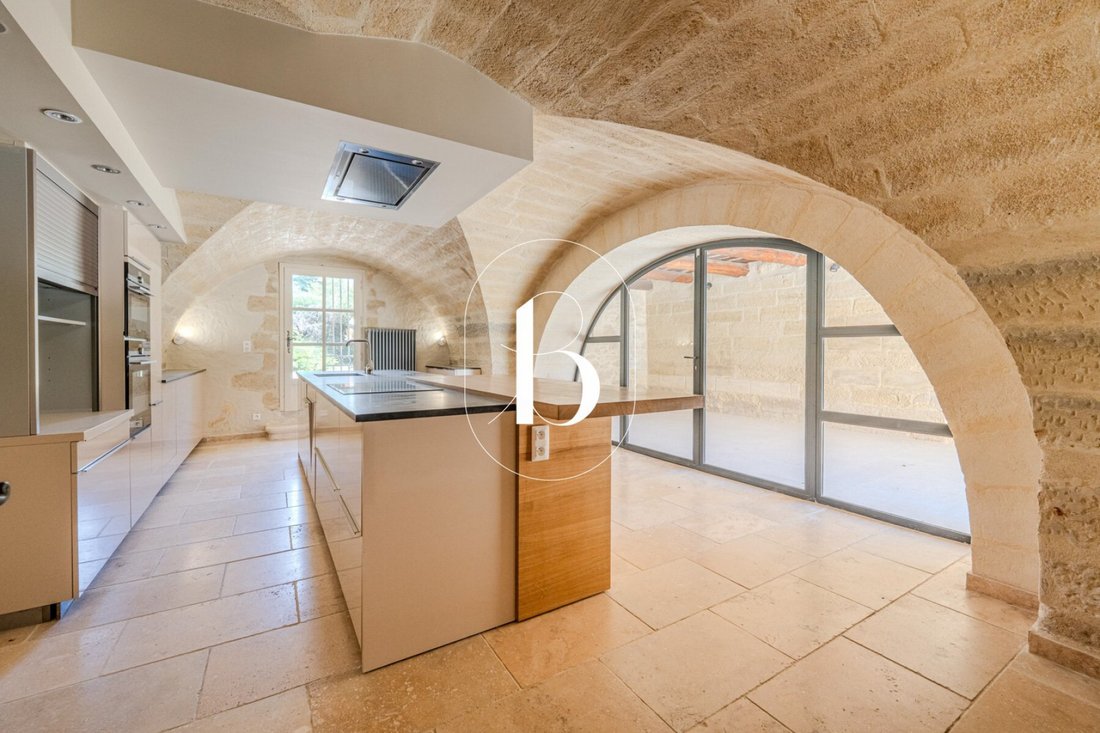 Casa a Uzès, Occitania, Francia 2 - 18146122