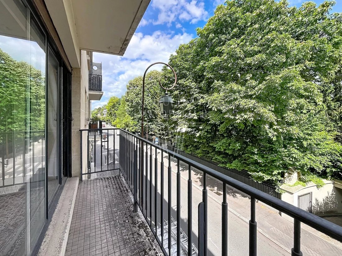 Apartment in Saint James-Delabordère, Neuilly-sur-Seine, France 3 - 18146388