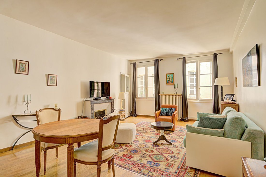 Apartment in Domaine National du Château, Versailles, France 2 - 18146215