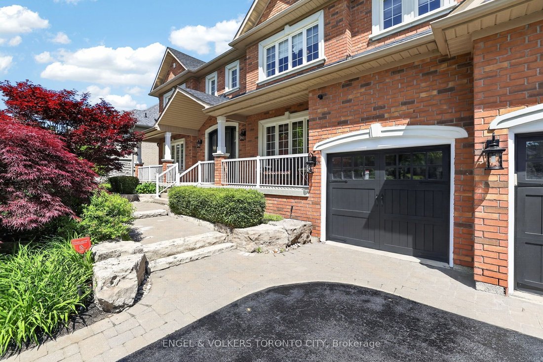 House in Aurora, Ontario, Canada 4 - 18149718