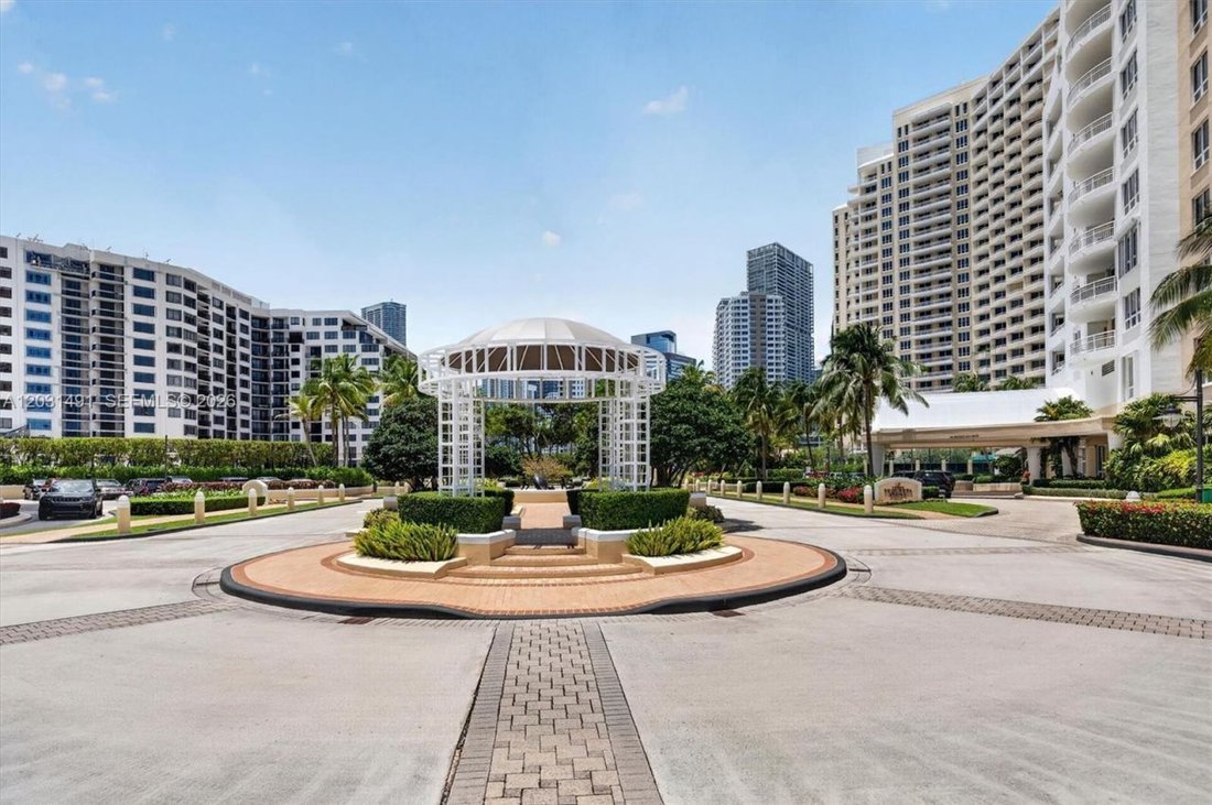 House in Miami, Florida, United States 2 - 18151174