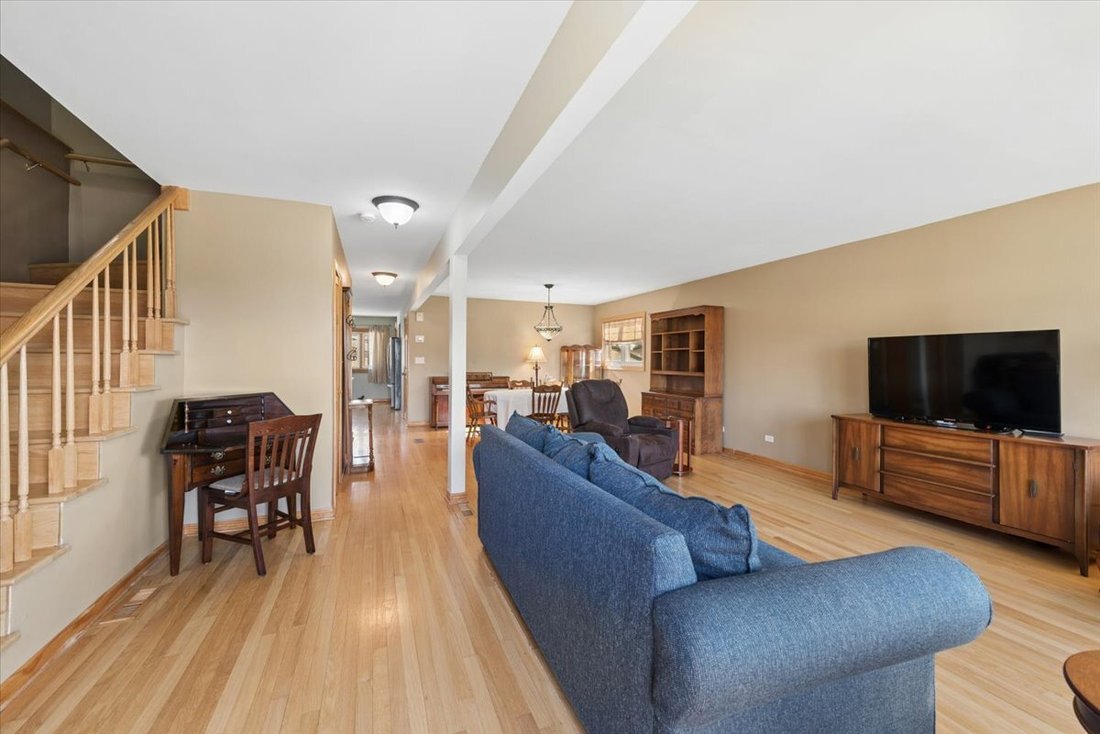 House in Schiller Park, Illinois, United States 4 - 18149418