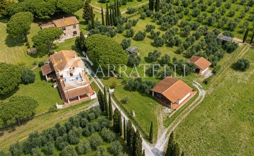 Country House in Scarlino, Tuscany, Italy 1