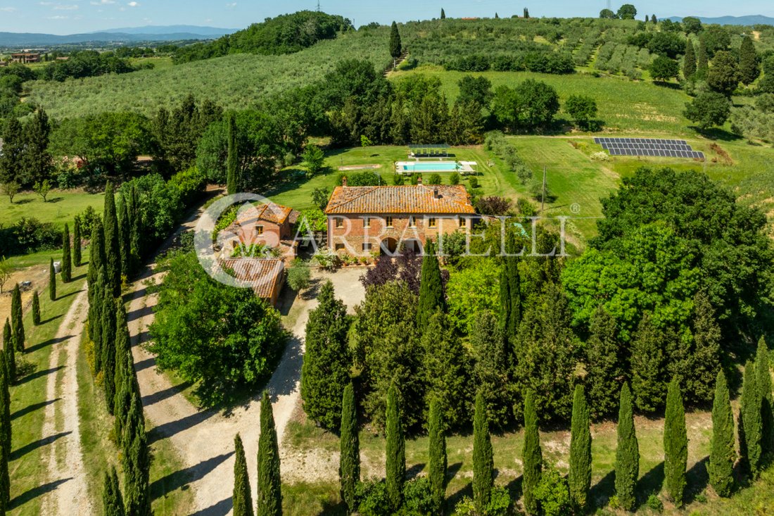 Country House in Foiano della Chiana, Tuscany, Italy 2 - 18150300