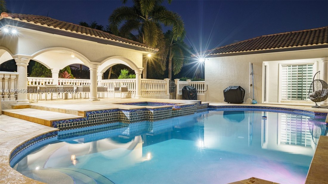 House in Davie, Florida, United States 5 - 16635833